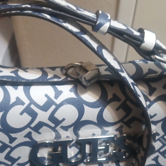 Small guess bag - Picture 3 of 3